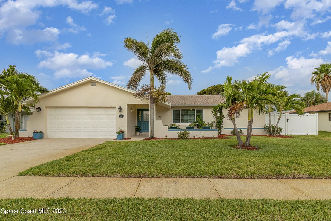 Photo of 544 Biscayne Drive