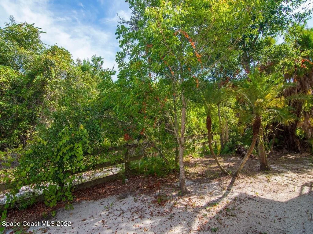 Photo of 5720 Lindsay Road