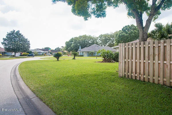 Photo of 595 Deerfield Drive