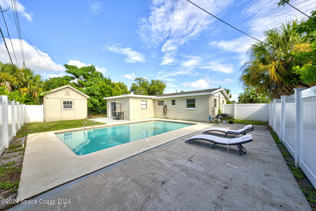 Photo of 1025 Illinois Road