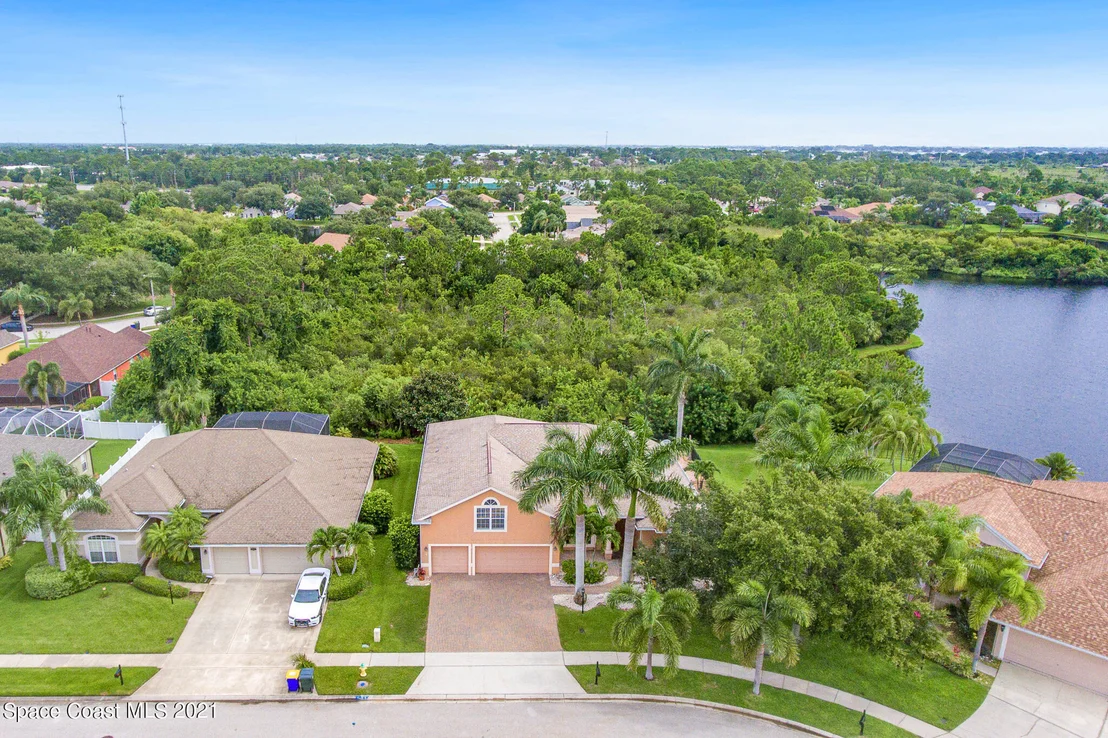 Photo of 442 Wynfield Circle