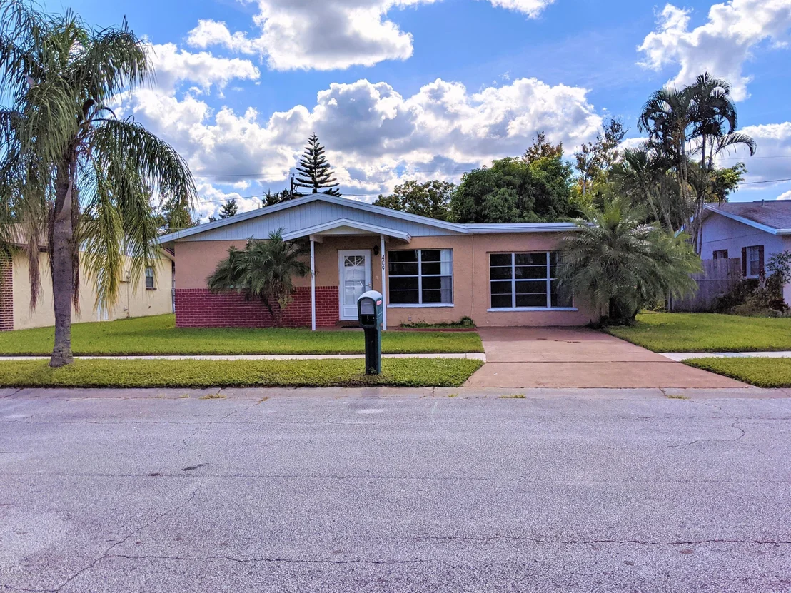 Photo of 409 Count Street