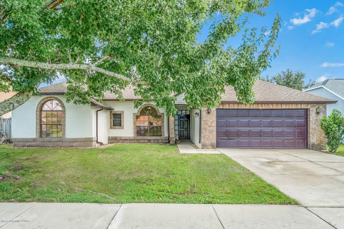 Photo of 908 Jamestown Drive