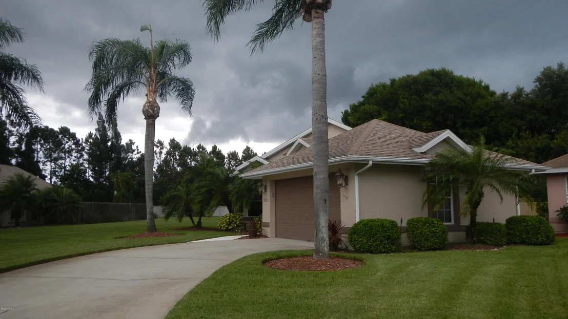 Photo of 3914 Saint Armens Circle