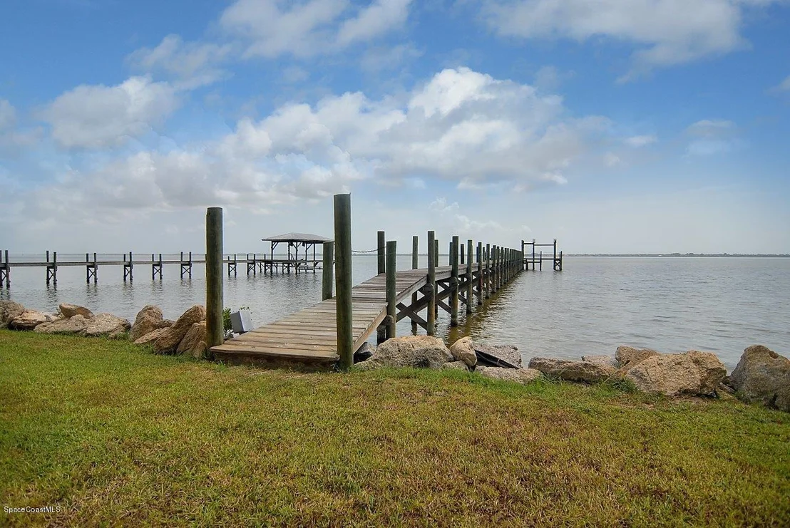 Photo of 4135 Indian River Drive N