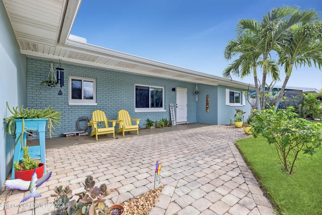 Photo of 655 Rosada Street