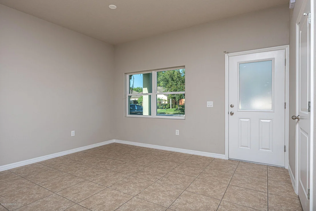Photo of 475 Dryden Circle