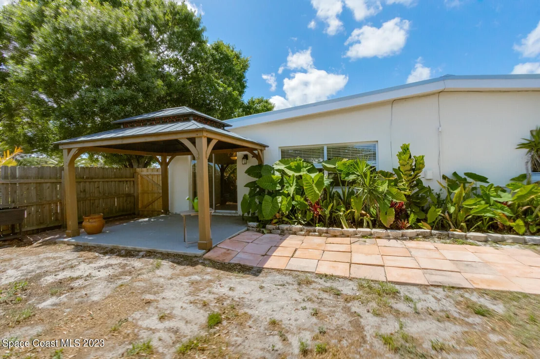 Photo of 825 Tupelo Drive