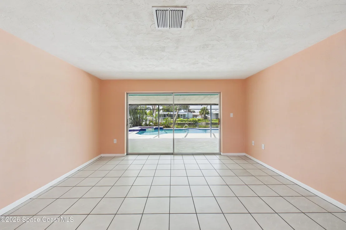 Photo of 406 Sandpiper Drive