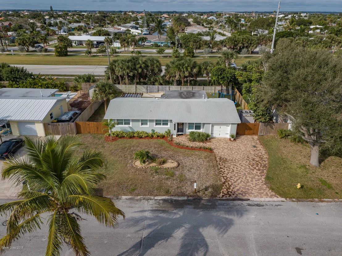 Photo of 280 Albatross Drive