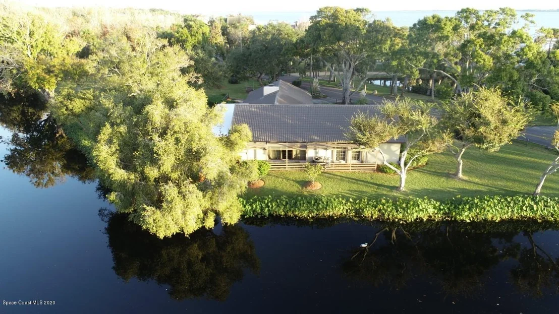 Photo of 3605 Indian River Drive N