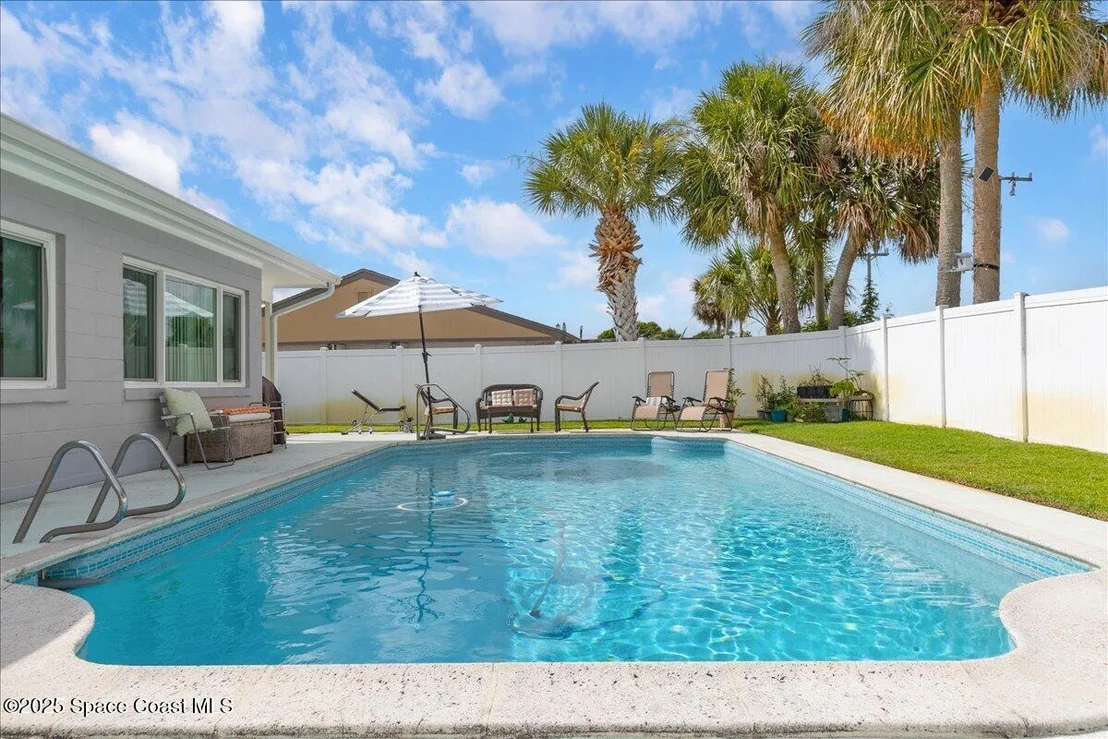 Photo of 955 Bartlett Lane
