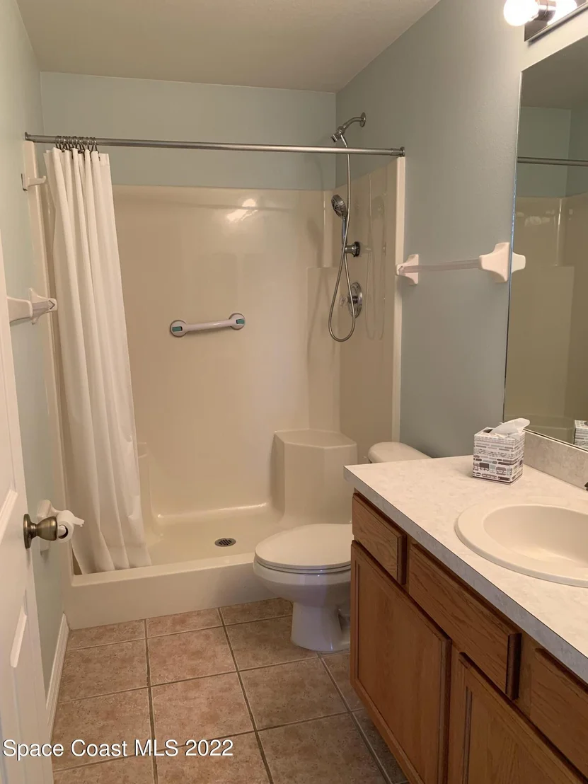 Photo of 982 Shaw Circle