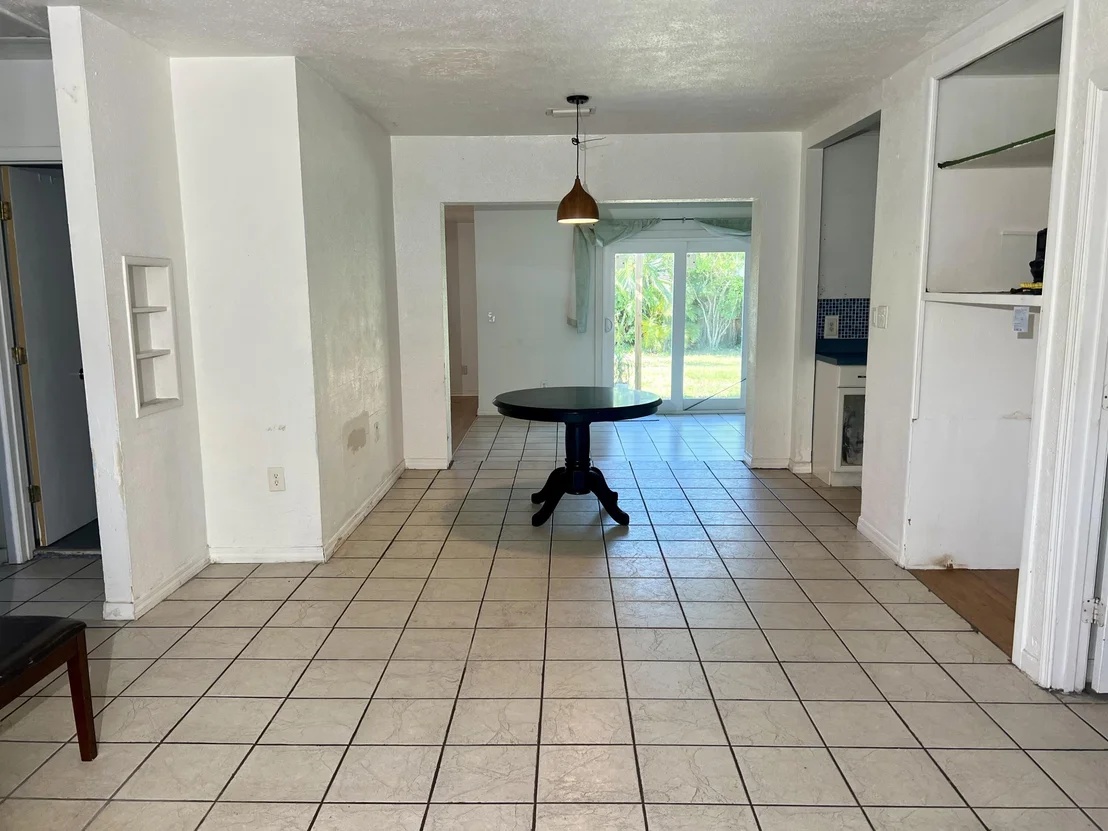 Photo of 303 Georgetown Avenue