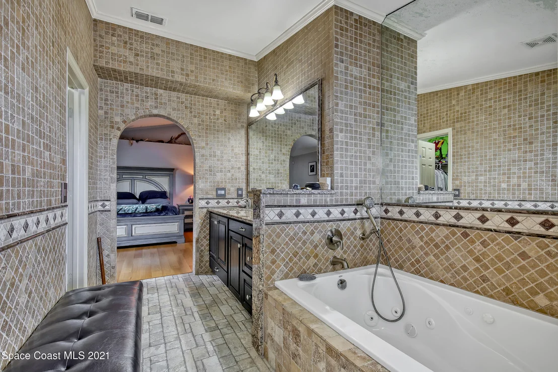 Photo of 4617 Four Lakes Drive