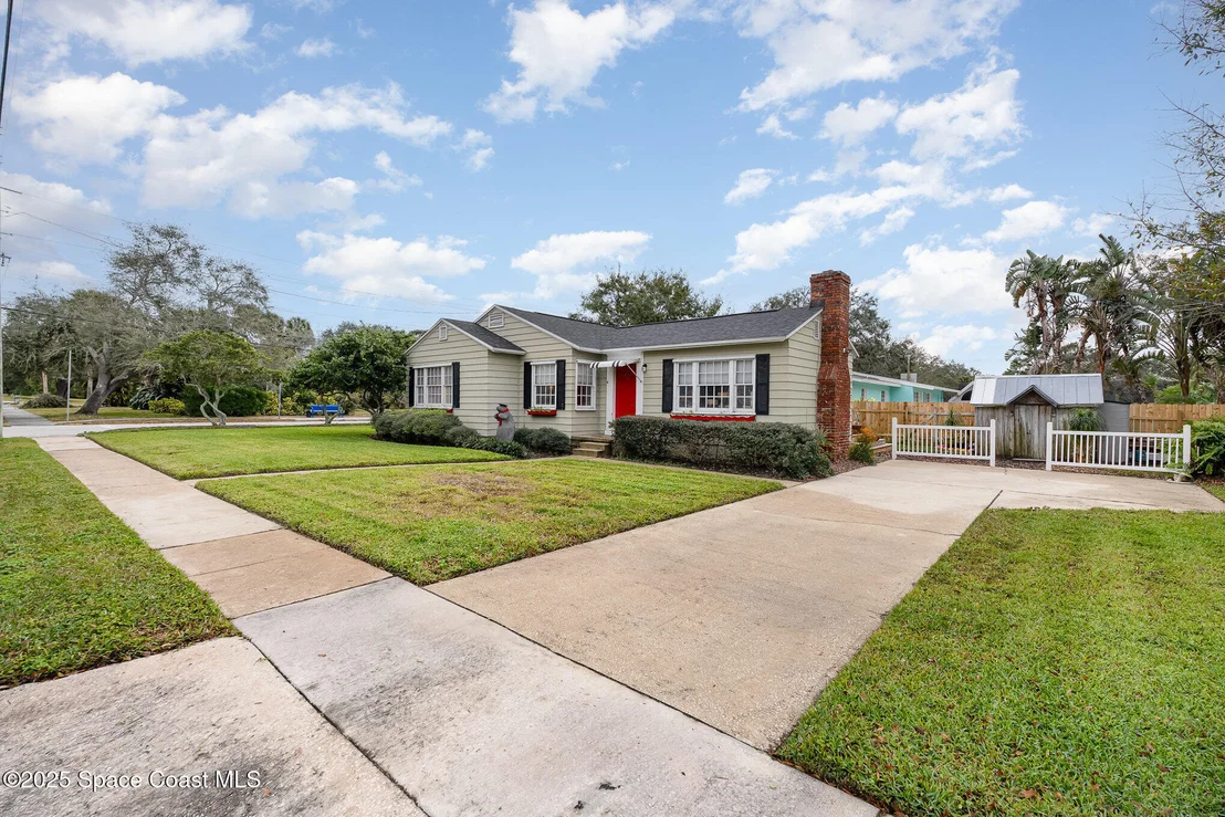 Photo of 101 Barton Avenue