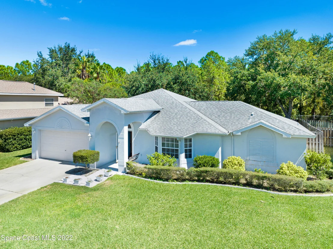 Photo of 821 Potomac Drive
