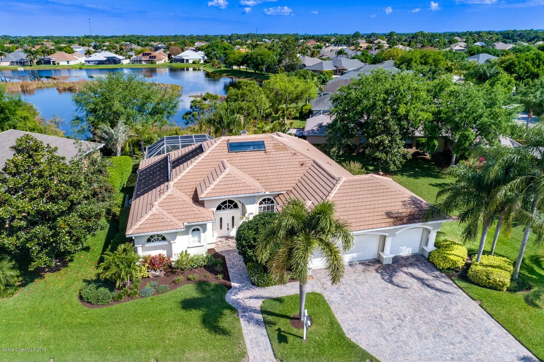Photo of 1558 Auburn Lakes Drive
