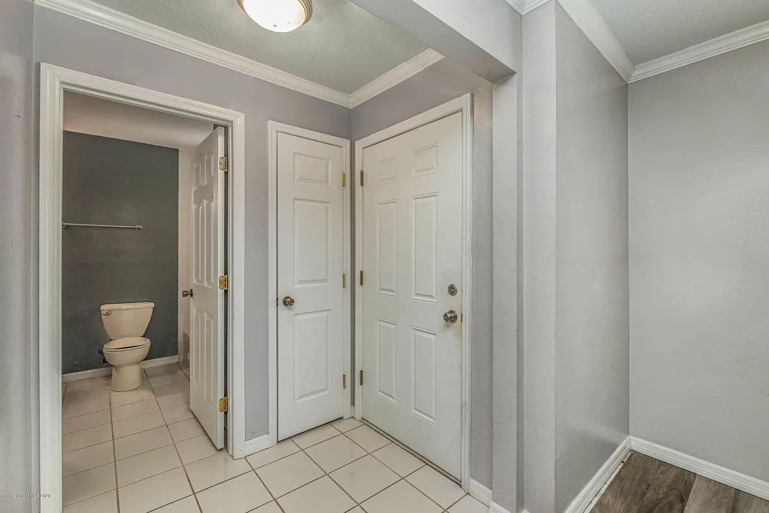 Photo of Unit 7 at 1475 Beechfern Drive
