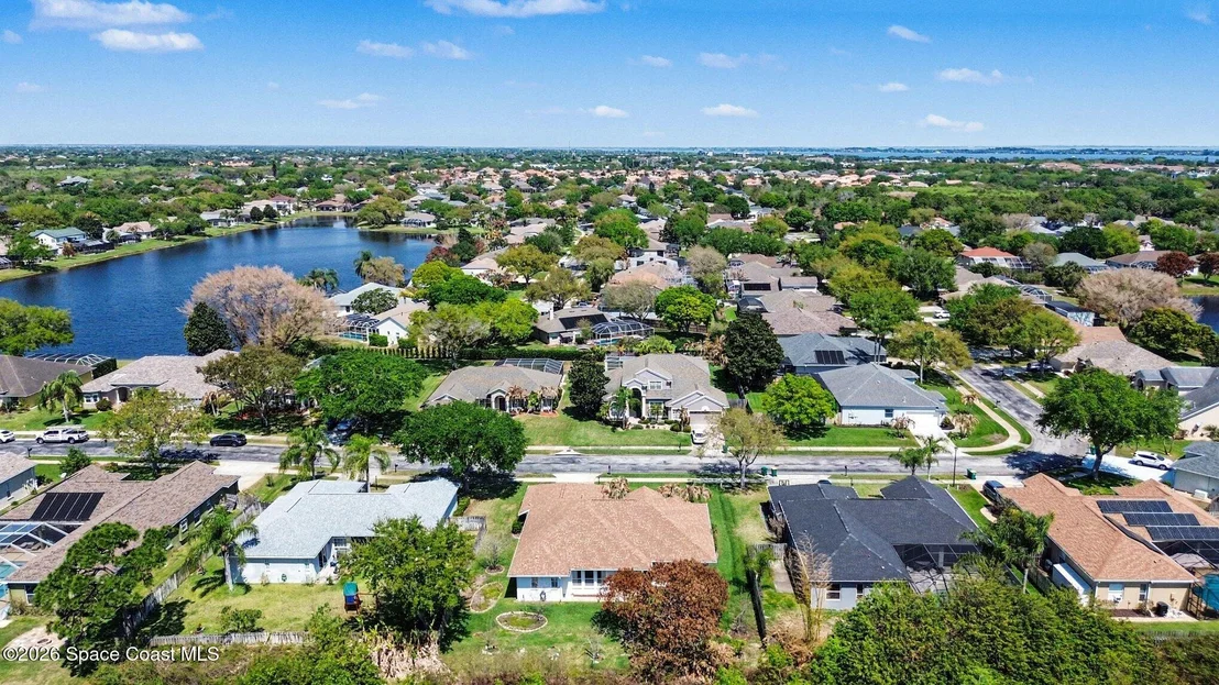 Photo of 5761 Newbury Circle