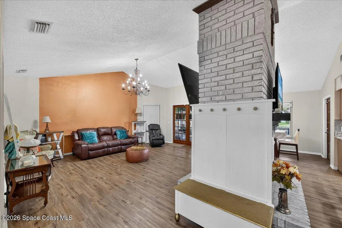 Photo of 2960 Jacaranda Trail