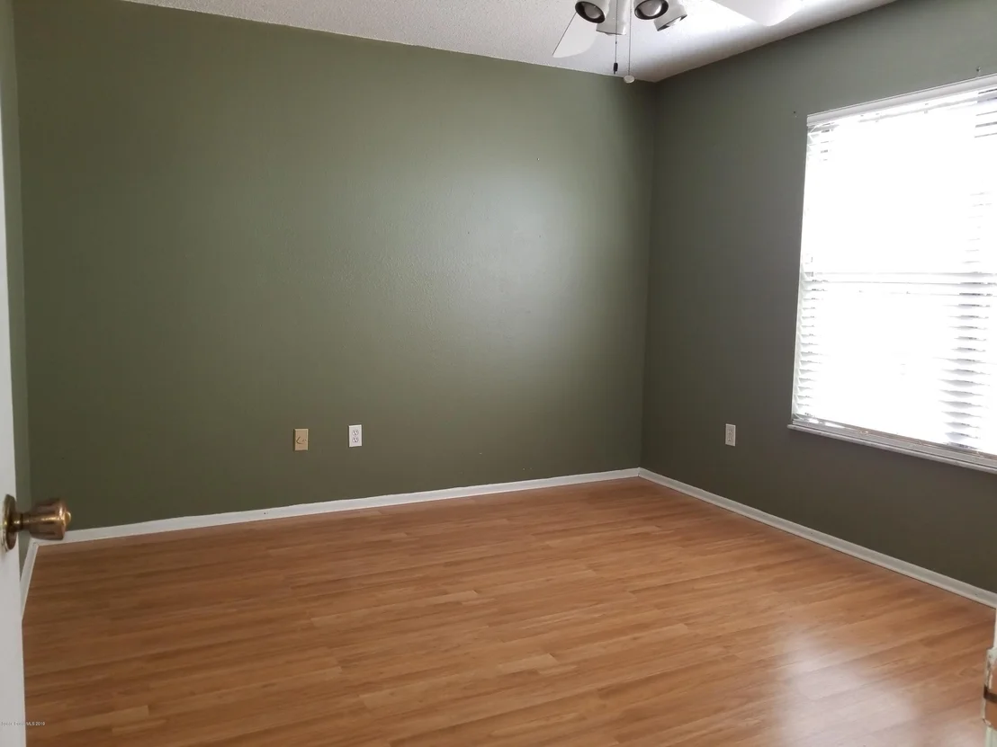 Photo of 949 Ginger Way