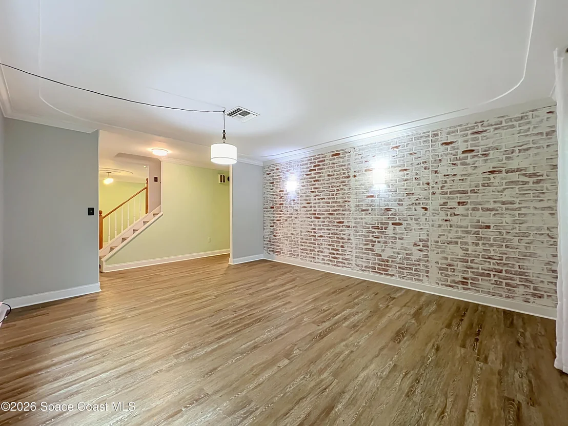 Photo of 645 Orange Court