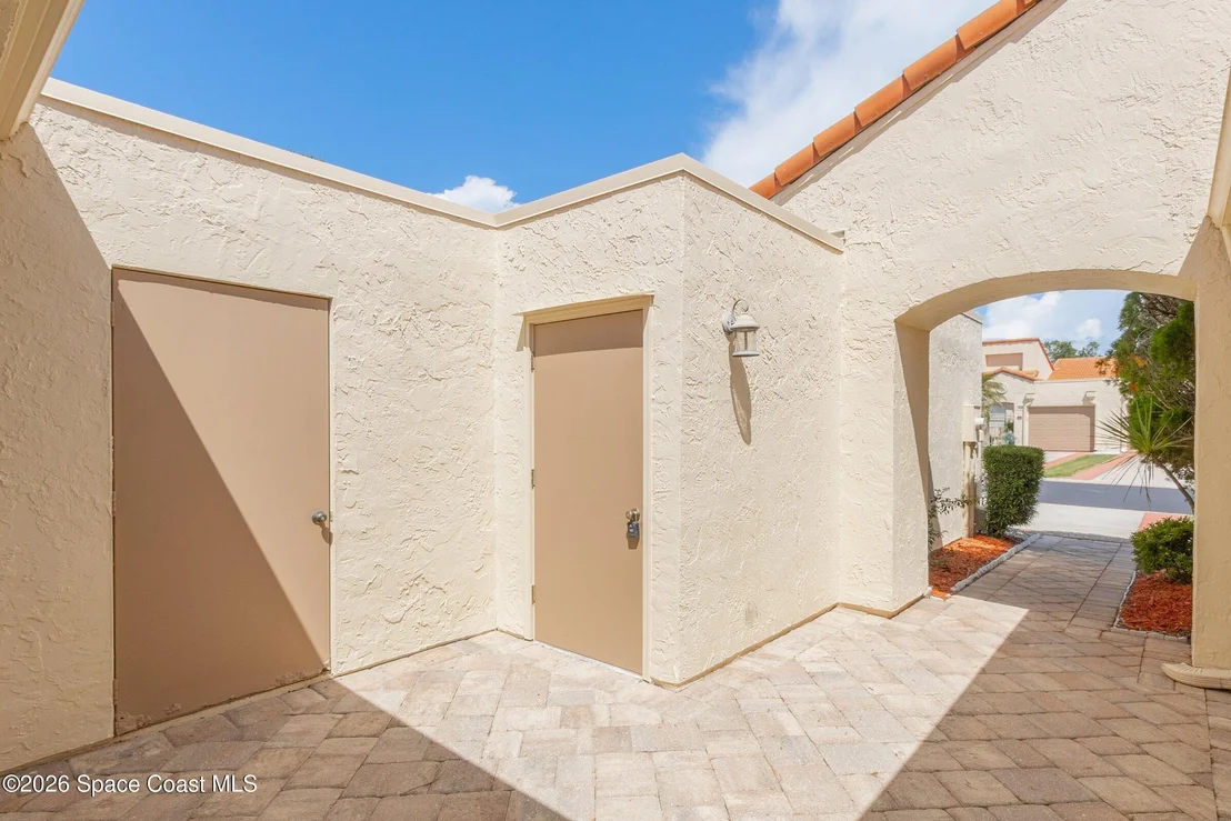 Photo of 718 Pine Island Drive