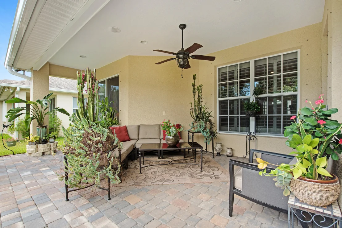 Photo of 2045 Botanica Circle