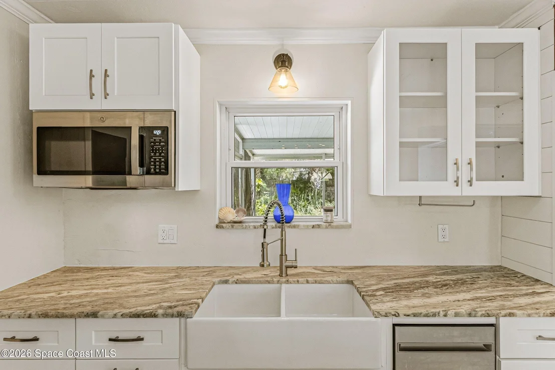 Photo of 688 Charles Drive