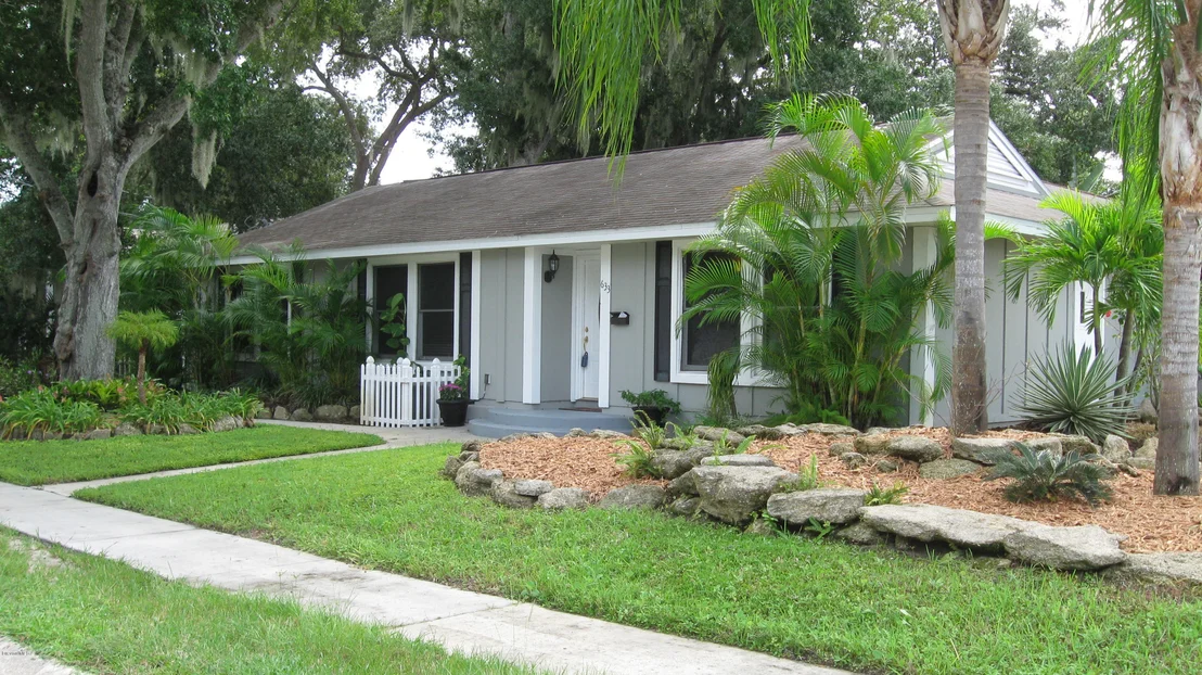 Photo of 633 Orange Court