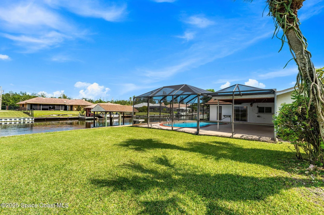 Photo of 424 Arrowhead Lane