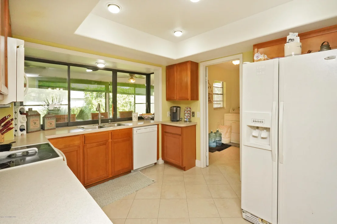 Photo of 1695 Figtree Drive