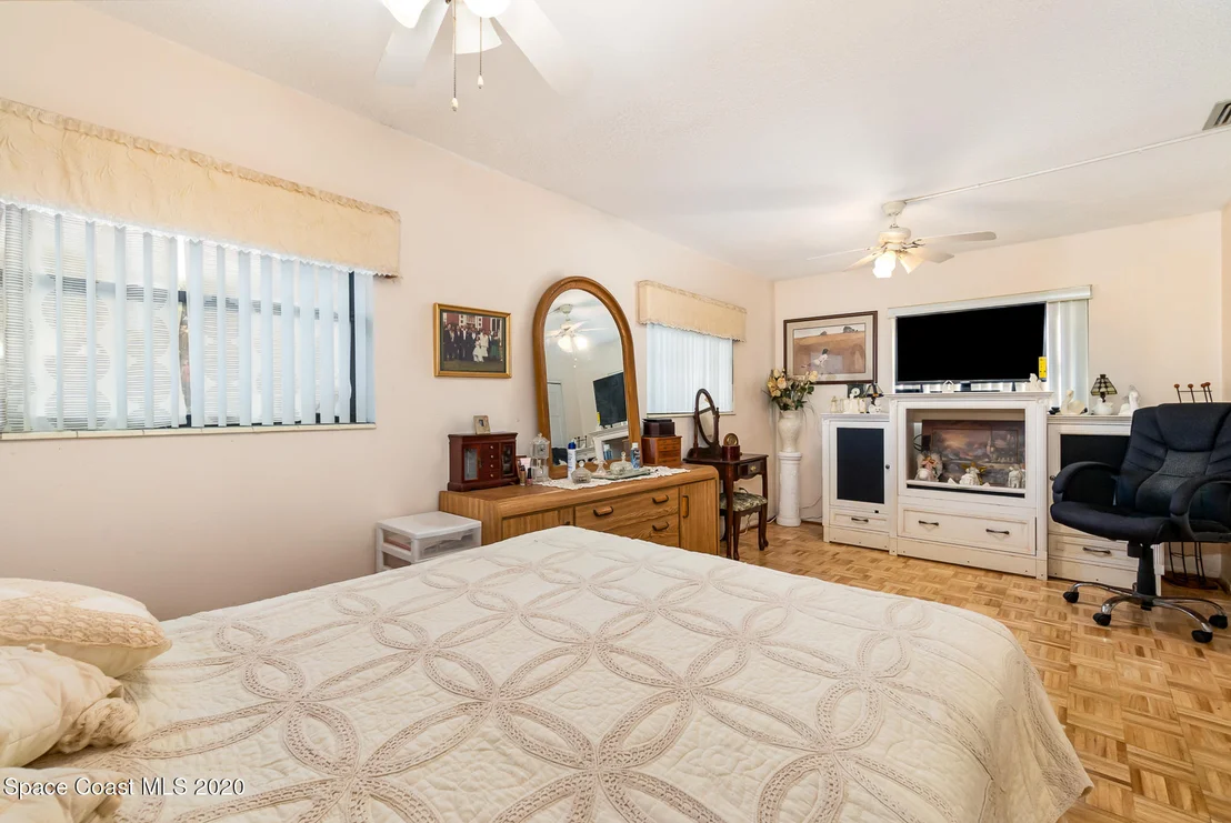 Photo of 532 Buckingham Avenue