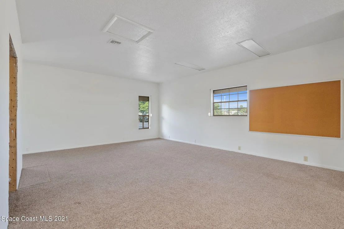 Photo of 616 Hibiscus Trail