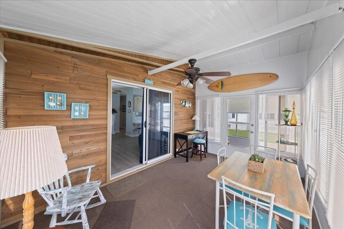 Photo of 7568 Chasta Road