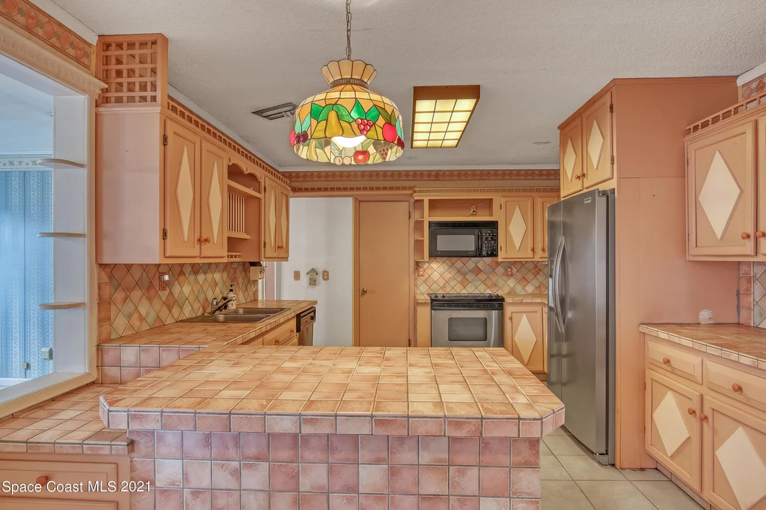 Photo of 620 Wisteria Drive