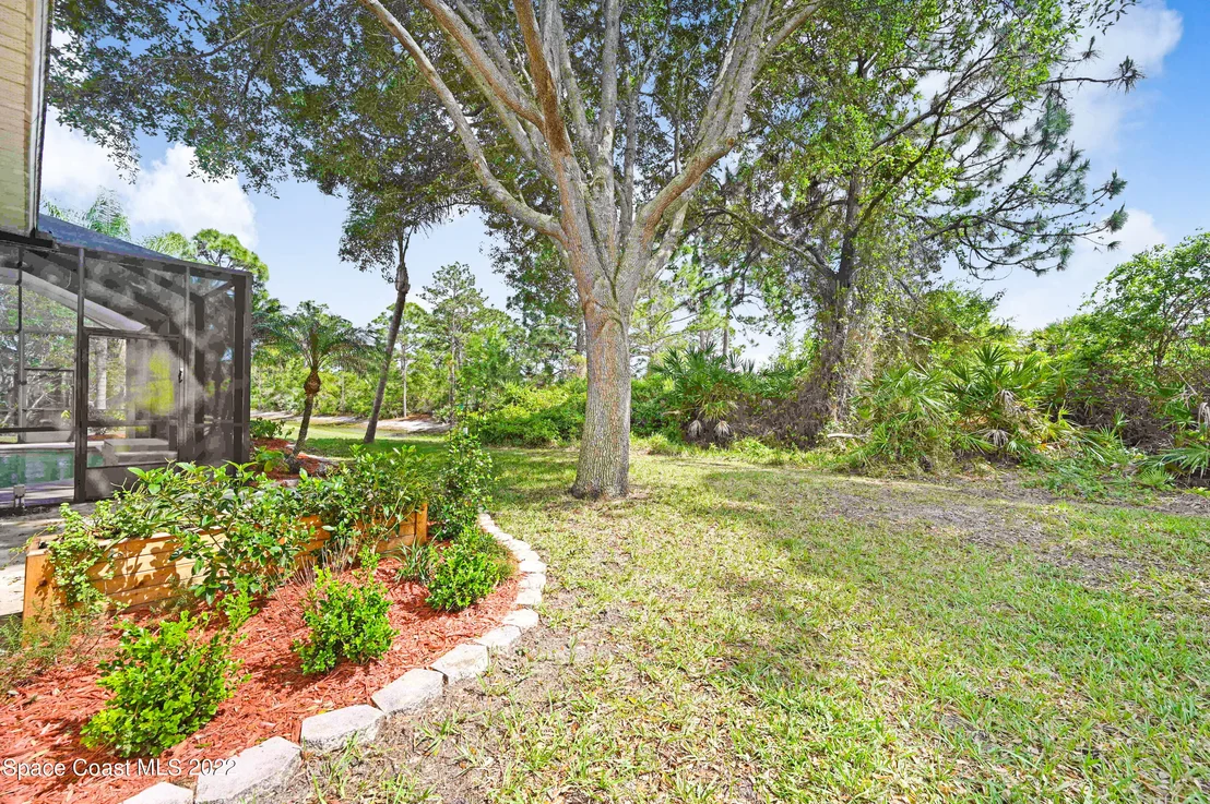 Photo of 2801 Englewood Drive
