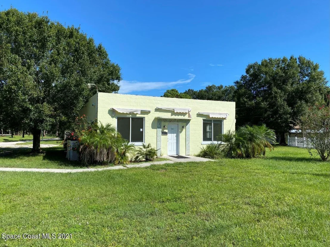 Photo of 2410 Malabar Road