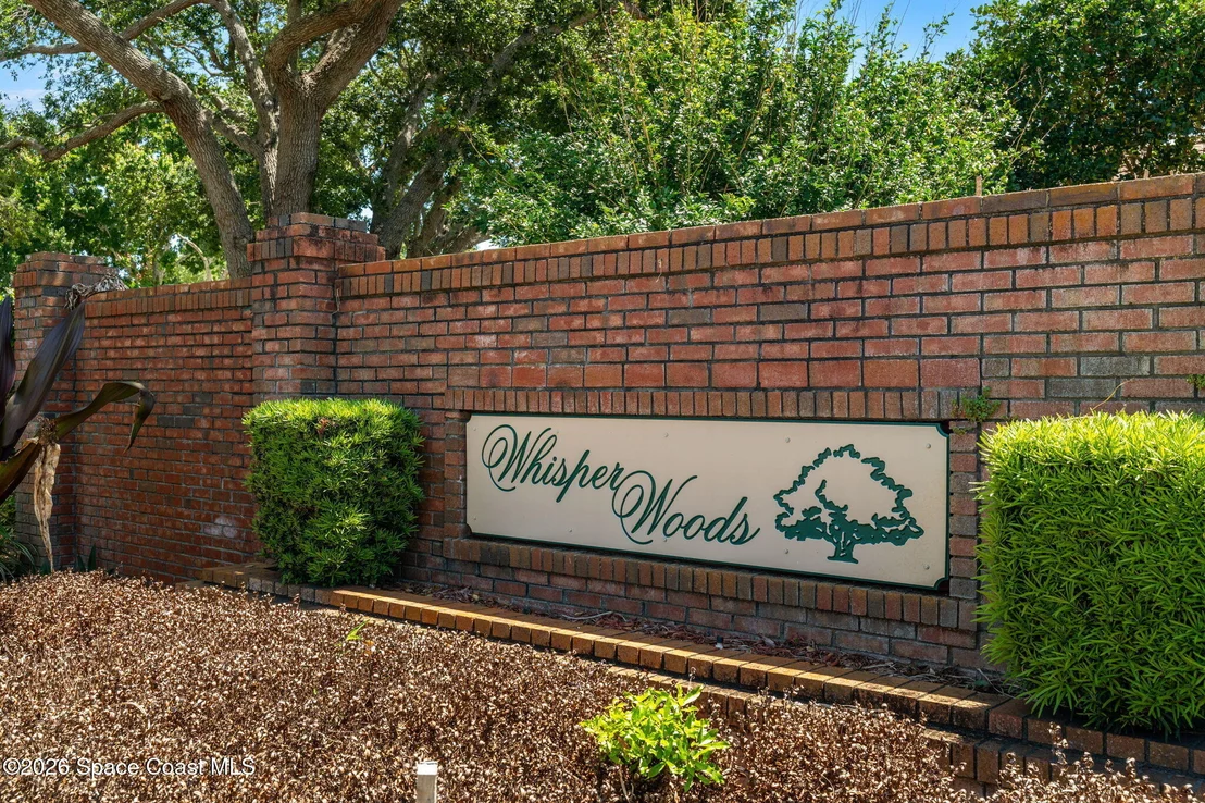 Photo of 950 Whisperpine Drive