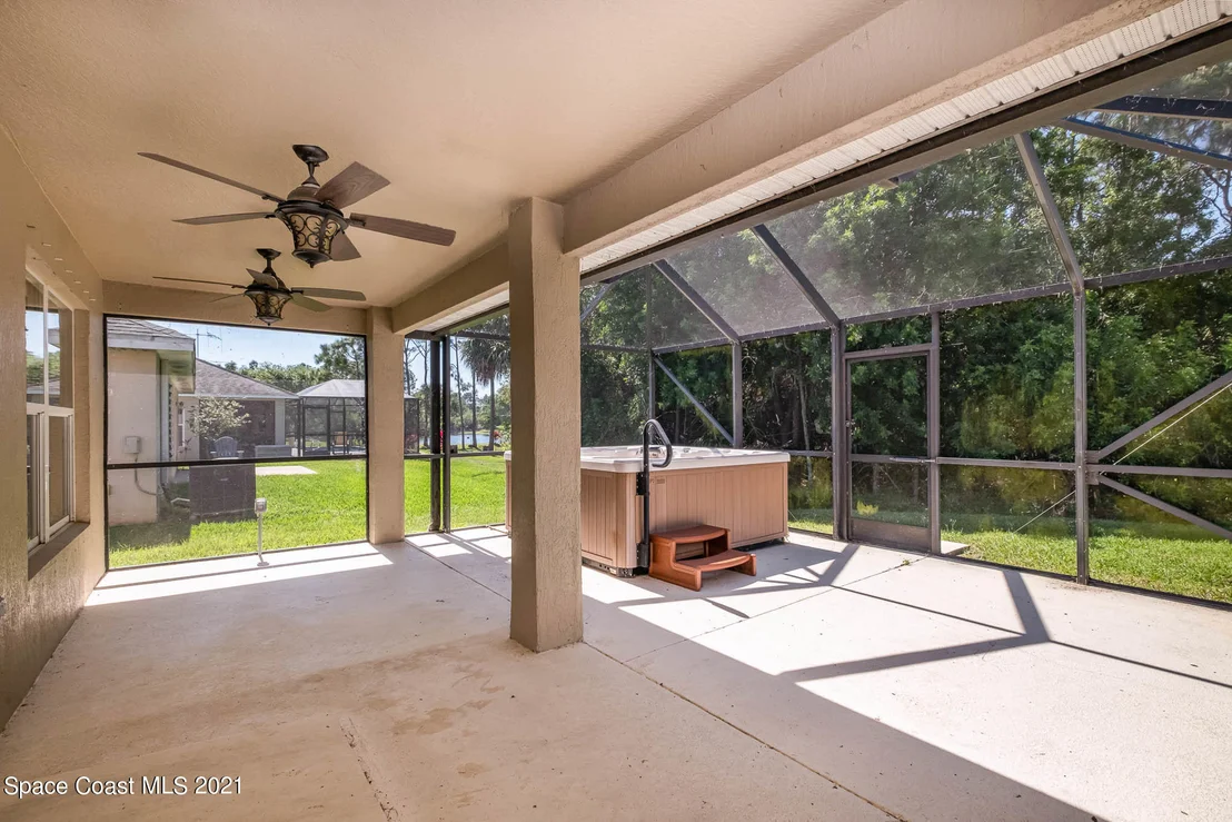 Photo of 2501 Stratford Pointe Drive