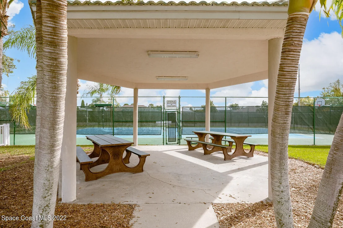 Photo of 218 Waterside Drive