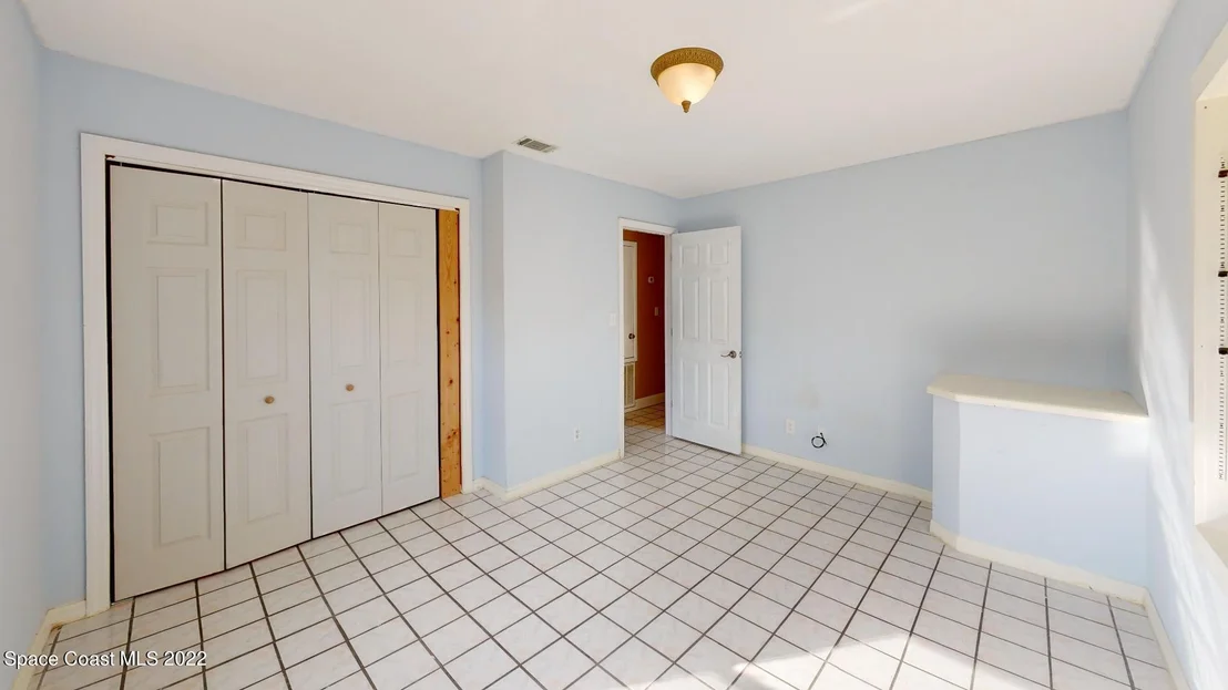 Photo of 272 E Haven Drive