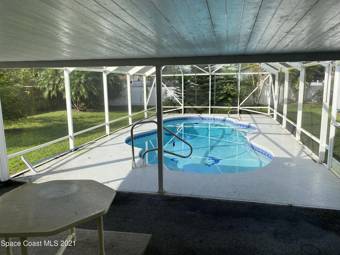 Photo of 6446 Cable Avenue