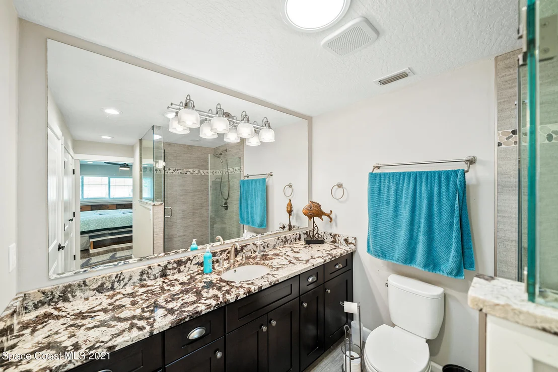 Photo of 552 S Sonora Circle