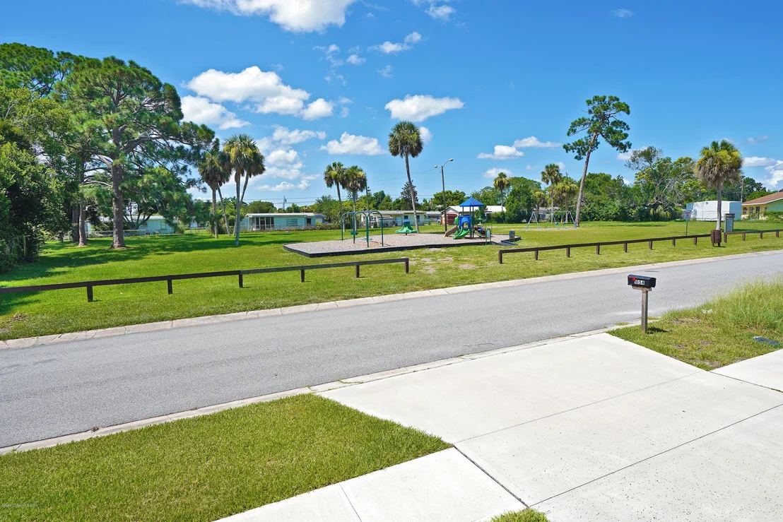 Photo of 1054 Barclay Drive