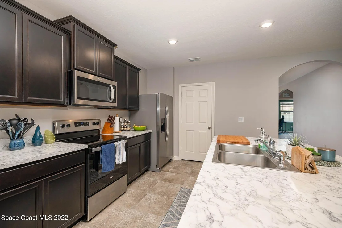 Photo of 588 Coyote Drive