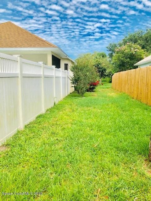 Photo of 561 Ray Street