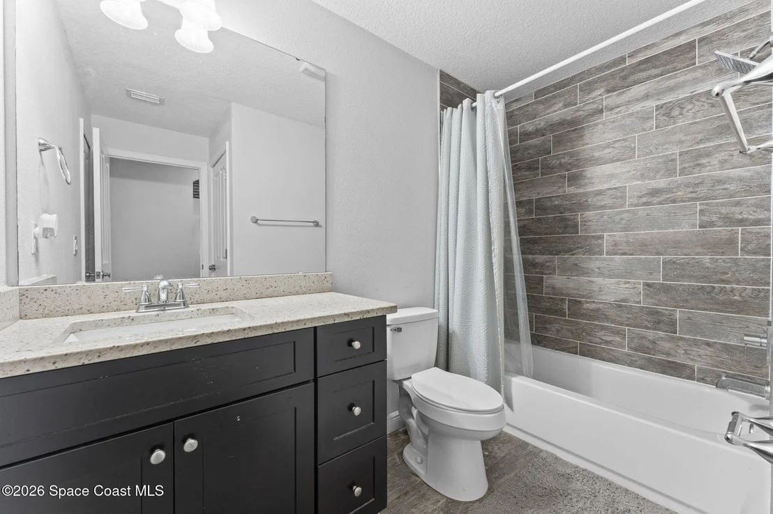 Photo of 6435 Wien Lane