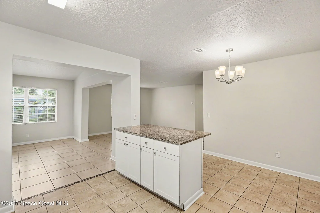 Photo of 1077 Judith Terrace